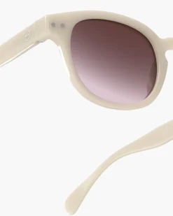 #C Vintage Cream